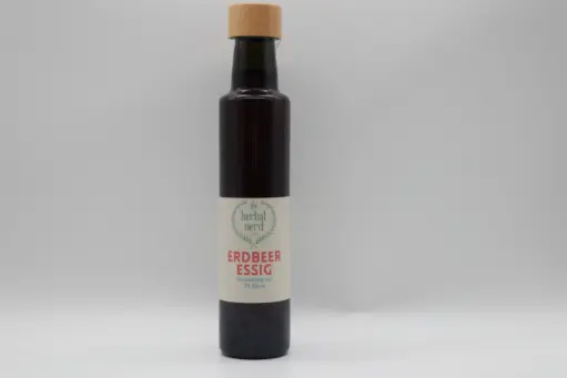 Erdbeer Essig
